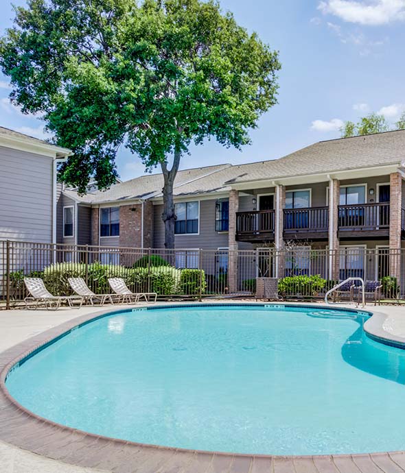community amenities featuring a pool area