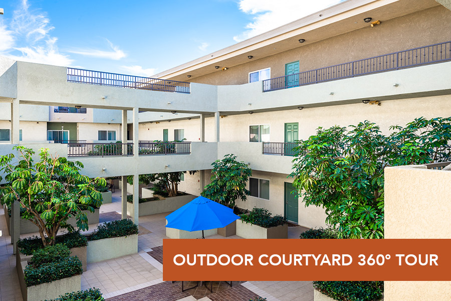 IMT Devonshire-Outdoor Courtyard