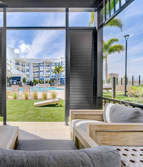 IMT Lake House - Outdoor Lounge Bocce Ball